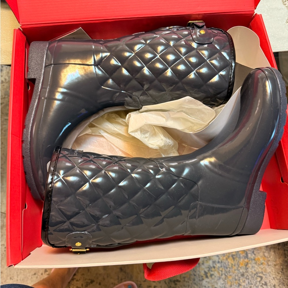 Hunter Refined Gloss Quilted Short Rain Boots in Dark Slate NWT in box